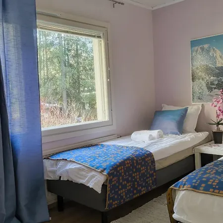 Lumi & Luonto - Private In A 100 Sqm 3-br House With Shared Common Areas منزل للإقامة *