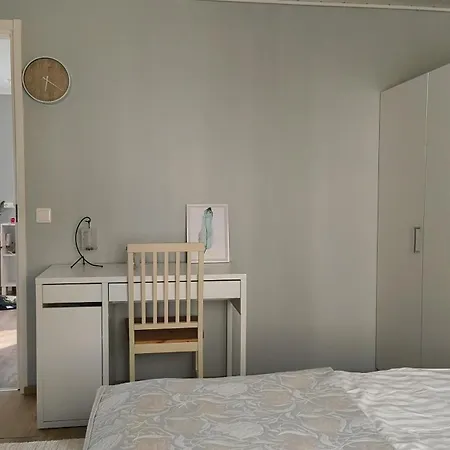 منزل للإقامة Lumi & Luonto - Private In A 100 Sqm 3-br House With Shared Common Areas أولو