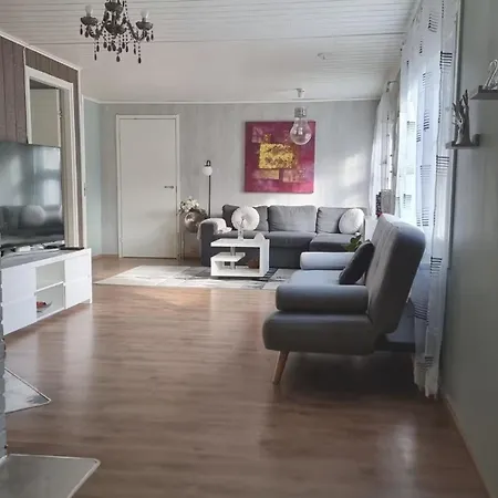Homestay Lumi & Luonto - Private In A 100 Sqm 3-br House With Shared Common Areas