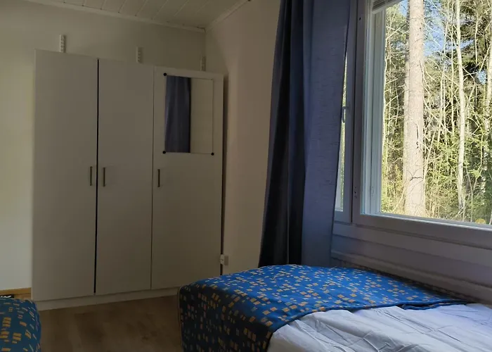 Lumi & Luonto - Private In A 100 Sqm 3-br House With Shared Common Areas *