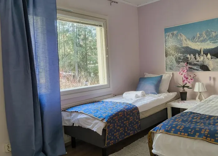 Lumi & Luonto - Private In A 100 Sqm 3-br House With Shared Common Areas Δωμάτια σε οικογενειακή κατοικία *