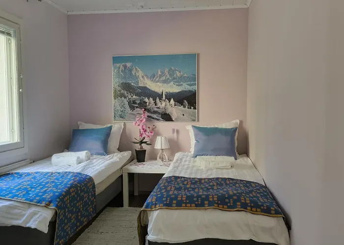 Δωμάτια σε οικογενειακή κατοικία Lumi & Luonto - Private In A 100 Sqm 3-br House With Shared Common Areas