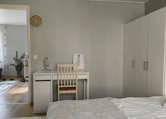 Kwatera prywatna Lumi & Luonto - Private In A 100 Sqm 3-br House With Shared Common Areas Oulu