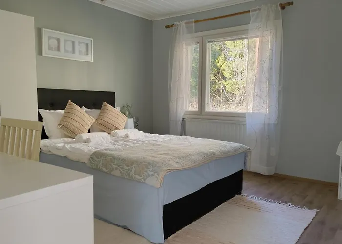 Kwatera prywatna Lumi & Luonto - Private In A 100 Sqm 3-br House With Shared Common Areas