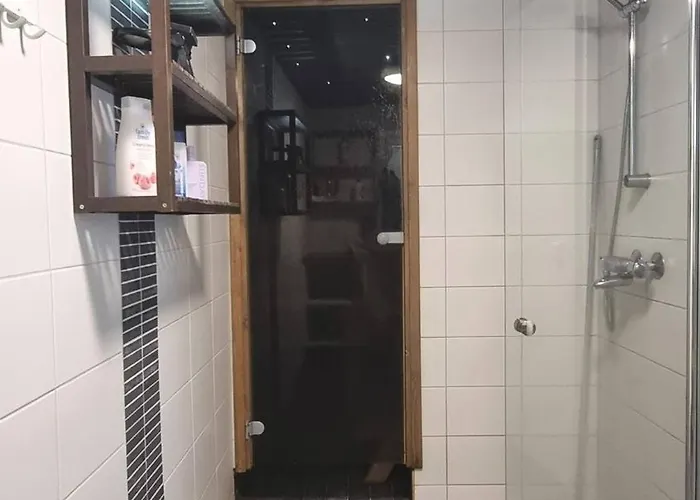 Lumi & Luonto - Private In A 100 Sqm 3-br House With Shared Common Areas * Όουλου