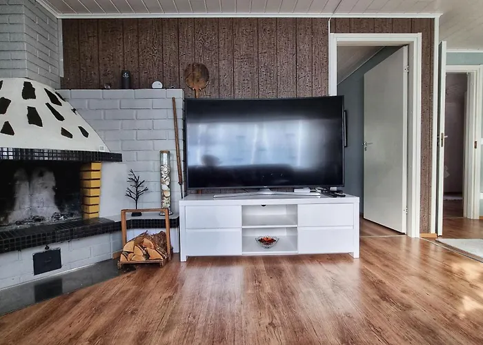 Lumi & Luonto - Private In A 100 Sqm 3-br House With Shared Common Areas Όουλου