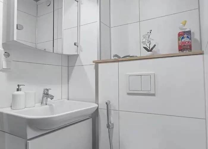 Kwatera prywatna Lumi & Luonto - Private In A 100 Sqm 3-br House With Shared Common Areas